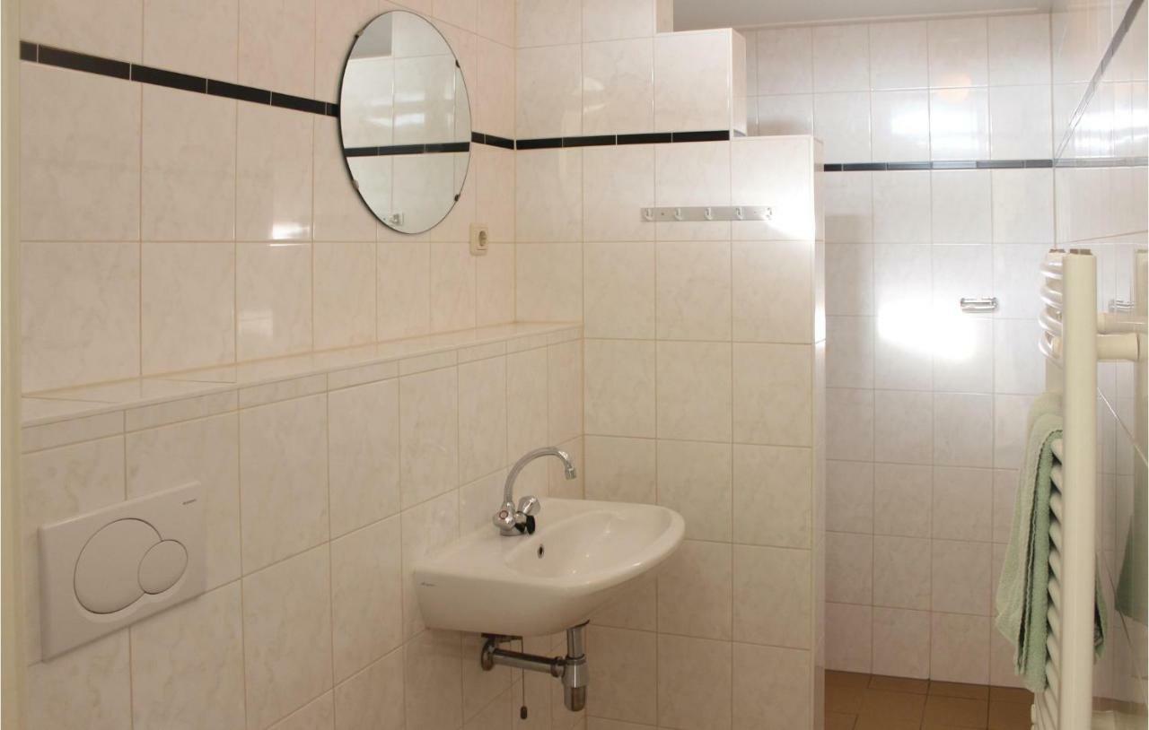 Beautiful Home In Noordwijkerhout With 2 Bedrooms And Wifi Екстер'єр фото